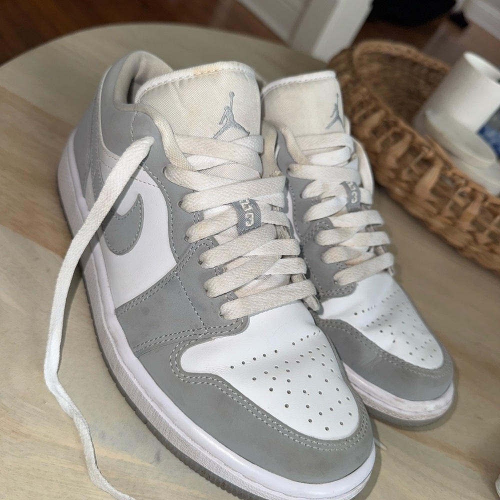 Air Jordan 1 Low Sneakers Wolf Grey